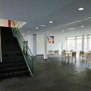 ArchitektInnen / KünstlerInnen: kub a Karl und Bremhorst Architekten<br>Projekt: Pflegeheim Pichling<br>Aufnahmedatum: 04/10<br>Format: digital<br>Lieferformat: Scan 300 dpi<br>Bestell-Nummer: 100407-27<br>