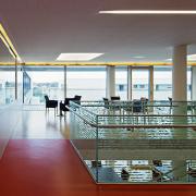 ArchitektInnen / KünstlerInnen: kub a Karl und Bremhorst Architekten<br>Projekt: Pflegeheim Pichling<br>Aufnahmedatum: 04/10<br>Format: digital<br>Lieferformat: Scan 300 dpi<br>Bestell-Nummer: 100407-30<br>