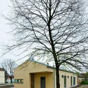 ArchitektInnen / KünstlerInnen: archipel architektur kommunikation<br>Projekt: Pfarrzentrum Eggendorf<br>Aufnahmedatum: 04/10<br>Format: digital<br>Lieferformat: Scan 300 dpi<br>Bestell-Nummer: 100423-14<br>
