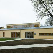 ArchitektInnen / KünstlerInnen: archipel architektur kommunikation<br>Projekt: Pfarrzentrum Eggendorf<br>Aufnahmedatum: 04/10<br>Format: digital<br>Lieferformat: Scan 300 dpi<br>Bestell-Nummer: 100423-07<br>