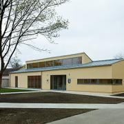 ArchitektInnen / KünstlerInnen: archipel architektur kommunikation<br>Projekt: Pfarrzentrum Eggendorf<br>Aufnahmedatum: 04/10<br>Format: digital<br>Lieferformat: Scan 300 dpi<br>Bestell-Nummer: 100423-02<br>