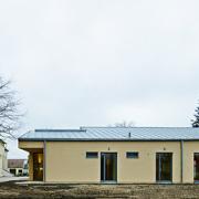 ArchitektInnen / KünstlerInnen: archipel architektur kommunikation<br>Projekt: Pfarrzentrum Eggendorf<br>Aufnahmedatum: 04/10<br>Format: digital<br>Lieferformat: Scan 300 dpi<br>Bestell-Nummer: 100423-16<br>
