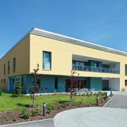 ArchitektInnen / KünstlerInnen: aap.architekten<br>Projekt: Pflegeheim Guntramsdorf<br>Aufnahmedatum: 04/10<br>Format: digital<br>Lieferformat: Scan 300 dpi<br>Bestell-Nummer: 100429-03<br>