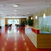 ArchitektInnen / KünstlerInnen: aap.architekten<br>Projekt: Pflegeheim Guntramsdorf<br>Aufnahmedatum: 04/10<br>Format: digital<br>Lieferformat: Scan 300 dpi<br>Bestell-Nummer: 100429-15<br>