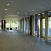 ArchitektInnen / KünstlerInnen: kub a Karl und Bremhorst Architekten<br>Projekt: Pflegeheim Retz<br>Aufnahmedatum: 06/10<br>Format: digital<br>Lieferformat: Scan 300 dpi<br>Bestell-Nummer: 100605-19<br>