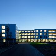 ArchitektInnen / KünstlerInnen: kub a Karl und Bremhorst Architekten<br>Projekt: Pflegeheim Retz<br>Aufnahmedatum: 06/10<br>Format: digital<br>Lieferformat: Scan 300 dpi<br>Bestell-Nummer: 100605-22<br>
