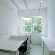 ArchitektInnen / KünstlerInnen: lichtblauwagner architekten generalplaner zt gmbh<br>Projekt: Krankenpflegeschule KFJ-Spital<br>Aufnahmedatum: 08/10<br>Format: digital<br>Bestell-Nummer: 100804-37<br>