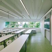 ArchitektInnen / KünstlerInnen: lichtblauwagner architekten generalplaner zt gmbh<br>Projekt: Krankenpflegeschule KFJ-Spital<br>Aufnahmedatum: 08/10<br>Format: digital<br>Bestell-Nummer: 100804-32<br>