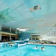 ArchitektInnen / KünstlerInnen: skyline architekten ZT GmbH<br>Projekt: Tauern Spa Zell am See-Kaprun<br>Aufnahmedatum: 11/10<br>Format: digital<br>Lieferformat: Digital<br>Bestell-Nummer: 101104-69<br>