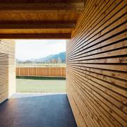 ArchitektInnen / KünstlerInnen: skyline architekten ZT GmbH<br>Projekt: Tauern Spa Zell am See-Kaprun<br>Aufnahmedatum: 11/10<br>Format: digital<br>Lieferformat: Digital<br>Bestell-Nummer: 101104-37<br>