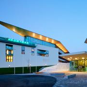 ArchitektInnen / KünstlerInnen: skyline architekten ZT GmbH<br>Projekt: Tauern Spa Zell am See-Kaprun<br>Aufnahmedatum: 11/10<br>Format: digital<br>Lieferformat: Digital<br>Bestell-Nummer: 101104-02<br>