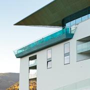 ArchitektInnen / KünstlerInnen: skyline architekten ZT GmbH<br>Projekt: Tauern Spa Zell am See-Kaprun<br>Aufnahmedatum: 11/10<br>Format: digital<br>Lieferformat: Digital<br>Bestell-Nummer: 101104-10<br>