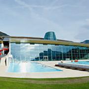 ArchitektInnen / KünstlerInnen: skyline architekten ZT GmbH<br>Projekt: Tauern Spa Zell am See-Kaprun<br>Aufnahmedatum: 11/10<br>Format: digital<br>Lieferformat: Digital<br>Bestell-Nummer: 101104-03<br>