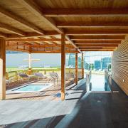 ArchitektInnen / KünstlerInnen: skyline architekten ZT GmbH<br>Projekt: Tauern Spa Zell am See-Kaprun<br>Aufnahmedatum: 11/10<br>Format: digital<br>Lieferformat: Digital<br>Bestell-Nummer: 101104-36<br>