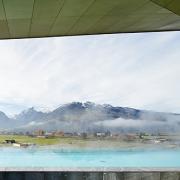 ArchitektInnen / KünstlerInnen: skyline architekten ZT GmbH<br>Projekt: Tauern Spa Zell am See-Kaprun<br>Aufnahmedatum: 11/10<br>Format: digital<br>Lieferformat: Digital<br>Bestell-Nummer: 101104-65<br>