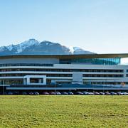 ArchitektInnen / KünstlerInnen: skyline architekten ZT GmbH<br>Projekt: Tauern Spa Zell am See-Kaprun<br>Aufnahmedatum: 11/10<br>Format: digital<br>Lieferformat: Digital<br>Bestell-Nummer: 101104-14<br>