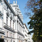 ArchitektInnen / KünstlerInnen: Theophil Hansen<br>Projekt: Deutschmeister Palais<br>Aufnahmedatum: 10/10<br>Lieferformat: Digital<br>Bestell-Nummer: 101012-006<br>