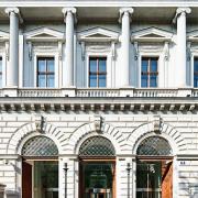 ArchitektInnen / KünstlerInnen: Theophil Hansen<br>Projekt: Deutschmeister Palais<br>Aufnahmedatum: 10/10<br>Lieferformat: Digital<br>Bestell-Nummer: 101012-002<br>