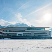 ArchitektInnen / KünstlerInnen: skyline architekten ZT GmbH<br>Projekt: Tauern Spa Zell am See-Kaprun<br>Format: digital<br>Lieferformat: Digital<br>Bestell-Nummer: 110110-02<br>