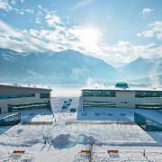 ArchitektInnen / KünstlerInnen: skyline architekten ZT GmbH<br>Projekt: Tauern Spa Zell am See-Kaprun<br>Format: digital<br>Lieferformat: Digital<br>Bestell-Nummer: 110110-04<br>