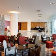 ArchitektInnen / KünstlerInnen: skyline architekten ZT GmbH<br>Projekt: Tauern Spa Zell am See-Kaprun<br>Format: digital<br>Lieferformat: Digital<br>Bestell-Nummer: 110110-07<br>