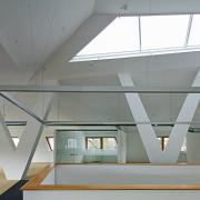 ArchitektInnen / KünstlerInnen: CAP Chalabi Architekten ZT GmbH<br>Projekt: Gebietsbauamt Korneuburg<br>Aufnahmedatum: 12/10<br>Format: digital<br>Lieferformat: Digital<br>Bestell-Nummer: 101211-19<br>