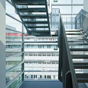 ArchitektInnen / KünstlerInnen: Architekten Tillner & Willinger<br>Projekt: Bürohaus Praterstern<br>Aufnahmedatum: 03/11<br>Format: digital<br>Lieferformat: Digital<br>Bestell-Nummer: 110330-38<br>