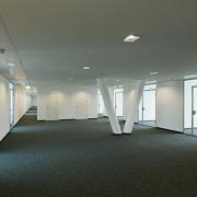 ArchitektInnen / KünstlerInnen: Architekten Tillner & Willinger<br>Projekt: Bürohaus Praterstern<br>Aufnahmedatum: 03/11<br>Format: digital<br>Lieferformat: Digital<br>Bestell-Nummer: 110330-47<br>