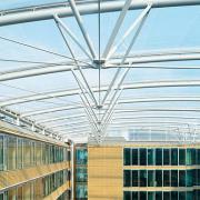 ArchitektInnen / KünstlerInnen: Architekten Tillner & Willinger<br>Projekt: Bürohaus Praterstern<br>Aufnahmedatum: 03/11<br>Format: digital<br>Lieferformat: Digital<br>Bestell-Nummer: 110330-33<br>
