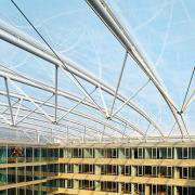 ArchitektInnen / KünstlerInnen: Architekten Tillner & Willinger<br>Projekt: Bürohaus Praterstern<br>Aufnahmedatum: 03/11<br>Format: digital<br>Lieferformat: Digital<br>Bestell-Nummer: 110330-32<br>
