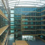 ArchitektInnen / KünstlerInnen: Architekten Tillner & Willinger<br>Projekt: Bürohaus Praterstern<br>Aufnahmedatum: 03/11<br>Format: digital<br>Lieferformat: Digital<br>Bestell-Nummer: 110330-35<br>