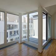 ArchitektInnen / KünstlerInnen: BWM Architekten<br>Projekt: Wohnhaus Florianigasse<br>Aufnahmedatum: 06/11<br>Format: digital<br>Lieferformat: Digital<br>Bestell-Nummer: 110622-21<br>