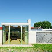 ArchitektInnen / KünstlerInnen: gharakhanzadeh sandbichler architekten zt gmbh<br>Projekt: Haus L.<br>Aufnahmedatum: 06/11<br>Format: digital<br>Lieferformat: Digital<br>Bestell-Nummer: 110629-11<br>