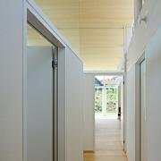 ArchitektInnen / KünstlerInnen: gharakhanzadeh sandbichler architekten zt gmbh<br>Projekt: Haus L.<br>Aufnahmedatum: 06/11<br>Format: digital<br>Lieferformat: Digital<br>Bestell-Nummer: 110629-25<br>