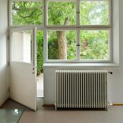 ArchitektInnen / KünstlerInnen: Gerrit Thomas Rietveld<br>Projekt: Wiener Werkbundsiedlung Bauteil Rietveld<br>Format: digital<br>Lieferformat: Digital<br>Bestell-Nummer: 110726-12<br>