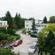 ArchitektInnen / KünstlerInnen: Gerrit Thomas Rietveld<br>Projekt: Wiener Werkbundsiedlung Bauteil Rietveld<br>Format: digital<br>Lieferformat: Digital<br>Bestell-Nummer: 110726-25<br>