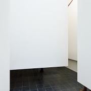 ArchitektInnen / KünstlerInnen: Markus Schinwald<br>Projekt: Biennale Venedig Österreichpavillon 2011<br>Aufnahmedatum: 10/11<br>Format: digital<br>Lieferformat: Digital<br>Bestell-Nummer: 111101-17<br>