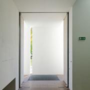 ArchitektInnen / KünstlerInnen: Markus Schinwald<br>Projekt: Biennale Venedig Österreichpavillon 2011<br>Aufnahmedatum: 10/11<br>Format: digital<br>Lieferformat: Digital<br>Bestell-Nummer: 111101-08<br>