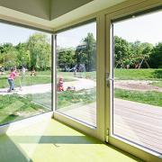 ArchitektInnen / KünstlerInnen: aap.architekten<br>Projekt: Kindergarten Oswald Redlich Straße<br>Aufnahmedatum: 05/11<br>Format: digital<br>Lieferformat: Digital<br>Bestell-Nummer: 110502-13<br>