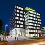 ArchitektInnen / KünstlerInnen: kub a Karl und Bremhorst Architekten<br>Projekt: Raiffeisen Headquarter Serbien<br>Aufnahmedatum: 08/12<br>Format: digital<br>Lieferformat: Digital<br>Bestell-Nummer: 120827-52<br>