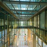 ArchitektInnen / KünstlerInnen: kub a Karl und Bremhorst Architekten<br>Projekt: Raiffeisen Headquarter Serbien<br>Aufnahmedatum: 08/12<br>Format: digital<br>Lieferformat: Digital<br>Bestell-Nummer: 120827-23<br>