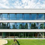 ArchitektInnen / KünstlerInnen: kub a Karl und Bremhorst Architekten<br>Projekt: VS Krenglbach<br>Aufnahmedatum: 08/12<br>Format: digital<br>Lieferformat: Digital<br>Bestell-Nummer: 120829-08<br>