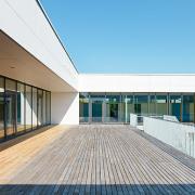 ArchitektInnen / KünstlerInnen: kub a Karl und Bremhorst Architekten<br>Projekt: VS Krenglbach<br>Aufnahmedatum: 08/12<br>Format: digital<br>Lieferformat: Digital<br>Bestell-Nummer: 120829-16<br>