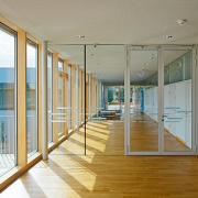 ArchitektInnen / KünstlerInnen: kub a Karl und Bremhorst Architekten<br>Projekt: VS Krenglbach<br>Aufnahmedatum: 08/12<br>Format: digital<br>Lieferformat: Digital<br>Bestell-Nummer: 120829-20<br>