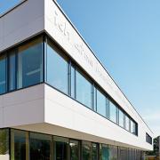 ArchitektInnen / KünstlerInnen: kub a Karl und Bremhorst Architekten<br>Projekt: VS Krenglbach<br>Aufnahmedatum: 08/12<br>Format: digital<br>Lieferformat: Digital<br>Bestell-Nummer: 120829-04<br>