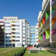 ArchitektInnen / KünstlerInnen: Sne Veselinovic<br>Projekt: WHA Jakov-Lind-Straße<br>Aufnahmedatum: 03/13<br>Format: digital<br>Lieferformat: Digital<br>Bestell-Nummer: 130304-07<br>