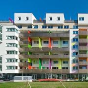 ArchitektInnen / KünstlerInnen: Sne Veselinovic<br>Projekt: WHA Jakov-Lind-Straße<br>Aufnahmedatum: 03/13<br>Format: digital<br>Lieferformat: Digital<br>Bestell-Nummer: 130304-09<br>