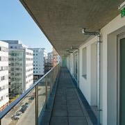 ArchitektInnen / KünstlerInnen: Sne Veselinovic<br>Projekt: WHA Jakov-Lind-Straße<br>Aufnahmedatum: 03/13<br>Format: digital<br>Lieferformat: Digital<br>Bestell-Nummer: 130304-20<br>