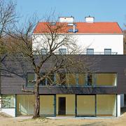 ArchitektInnen / KünstlerInnen: gharakhanzadeh sandbichler architekten zt gmbh<br>Projekt: Haus S.<br>Aufnahmedatum: 03/12<br>Format: digital<br>Lieferformat: Digital<br>Bestell-Nummer: 120323-26<br>