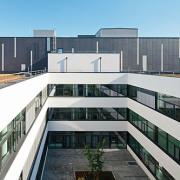 ArchitektInnen / KünstlerInnen: Ernst Maurer<br>Projekt: Wirtschaftshof KFJ-Spital<br>Aufnahmedatum: 10/12<br>Format: digital<br>Lieferformat: Digital<br>Bestell-Nummer: 121004-15<br>